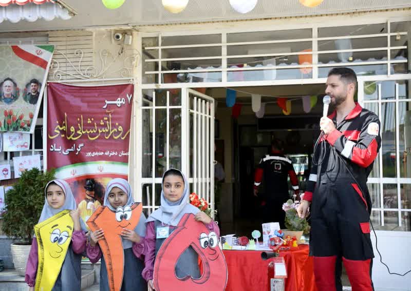 اهمیت آموزش و فرهنگ سازی ایمنی برای کودکان، نقش کلیدی در جلوگیری از حوادث و آسیب‌های احتمالی دارد.